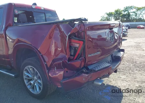 2019 Ram 1500 Laramie 4X4 5'7 Box из США, поврежденный, VIN 1C6SRFJT3KN696389